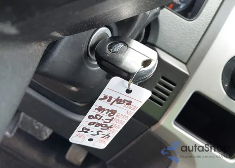 2012 Ford F-150 Xlt из США, поврежденный, VIN 1FTFX1EF0CFB37160